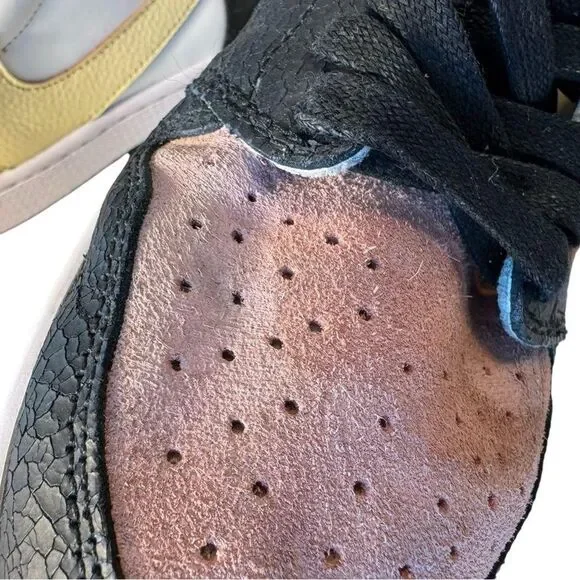 Nike Air Travis Scott Jordan 1 Lows Pink Yellow Cactus Jack Men’s 8 RARE - Picture 8 of 8